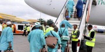 Adamawa Airlifts 486 Intending Pilgrims To Saudi Arabia
