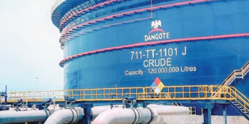 Dangote Refinery has Slashes Petrol Gantry Price to N825 Per Litre