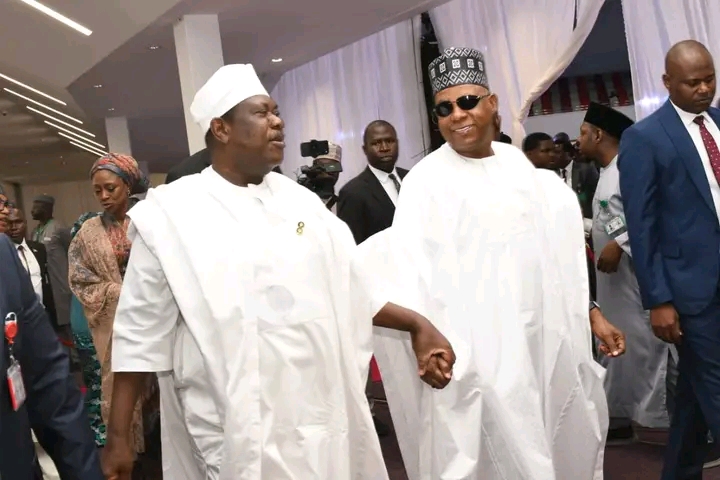 Dangote Backs Tinubu’s Industrial Policy, Predicts Naira Will Strengthen to ₦1,000/$