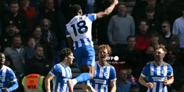 Welbeck Double Sinks Liverpool in Blow to Champions League Chase