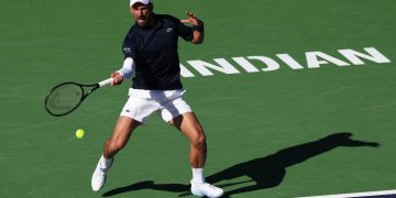Alcaraz Cruises, Djokovic Digs Deep to Advance at Indian Wells